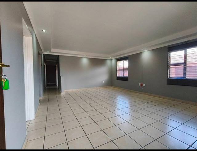 BUSINESS PROPERTY TO RENT IN MTHATHA CENTRAL
